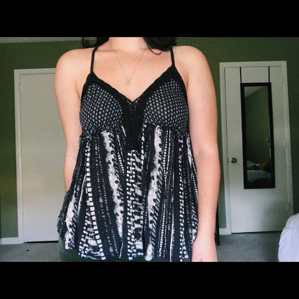 Urban outfitters top!